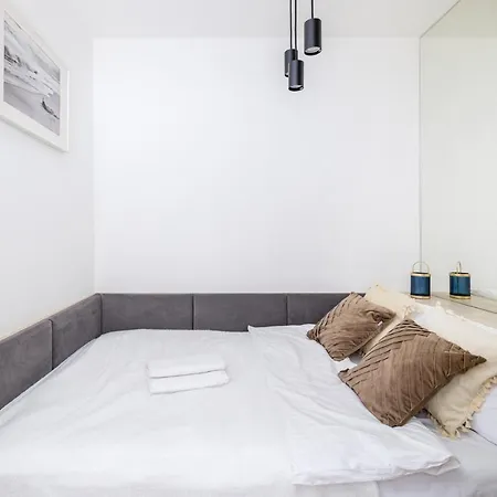 Port Praski Near Old Town With Free Parking Apartamento Varsovia